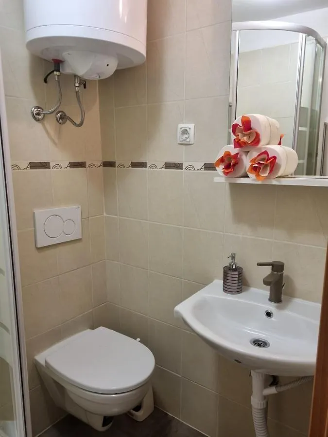 Apartment Apartmani Milenko Lubenice Croatia